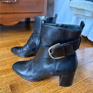 M Gemi Elegant Black Leather Ankle Boots 7.5